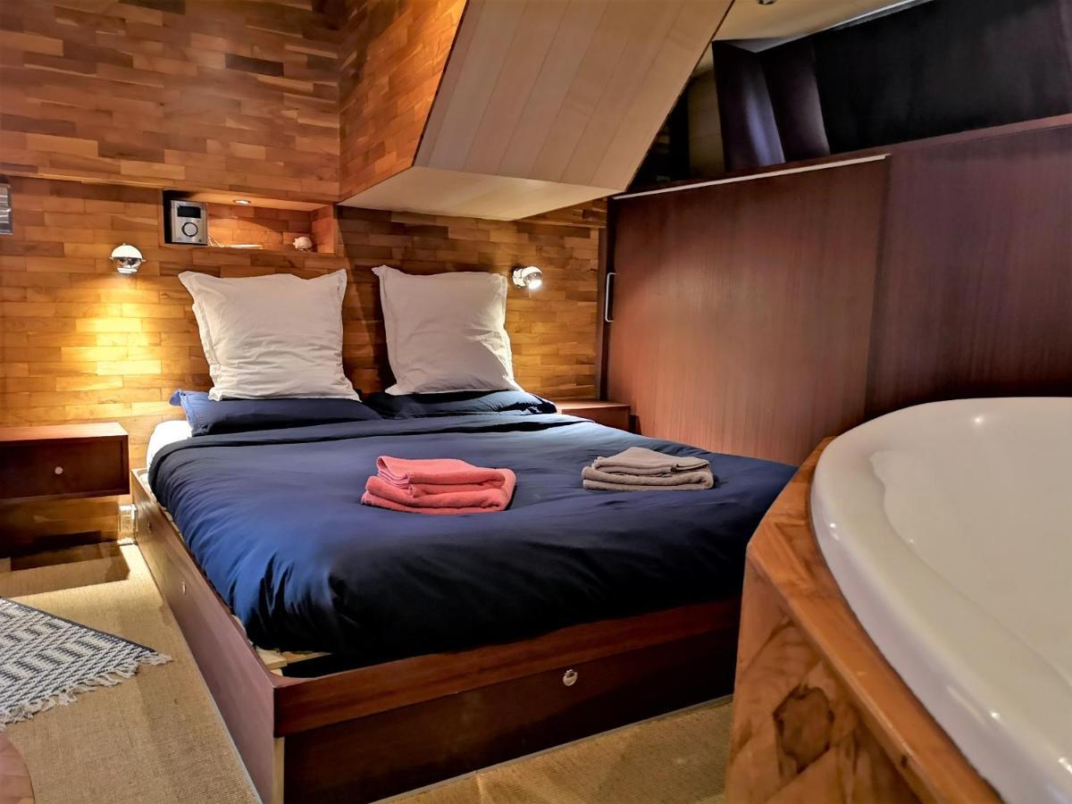 Hotel Le Bateau Ivre Bordeaux Esterno foto